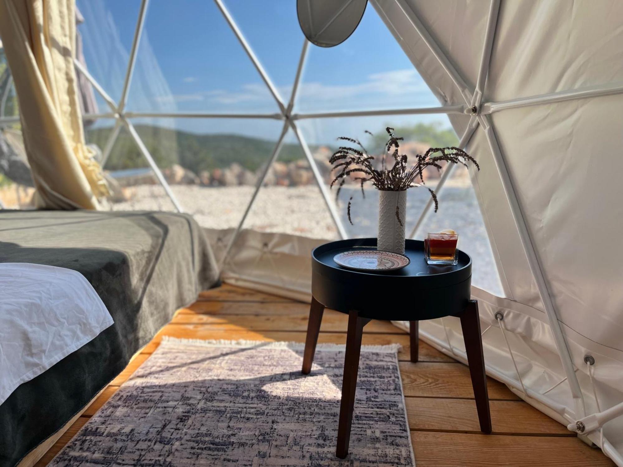 Glamping Peninsula Lustica Rose Villa Tivat Ngoại thất bức ảnh